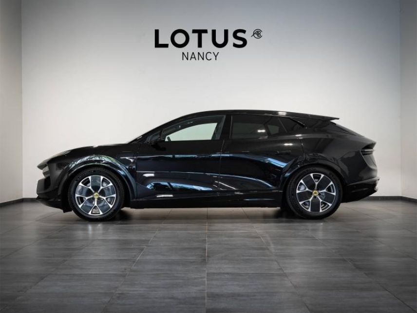 54520 : Hyundai Nancy - Théobald Automobiles - LOTUS Eletre - Eletre - Noir Stellar métallisé - Transmission intégrale - Electrique