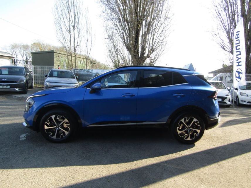 75010 : Hyundai Paris Nord - Goncourt Automobiles - KIA SPORTAGE Design - SPORTAGE V - Bleu - Boîte automatique - Essence / Courant électrique