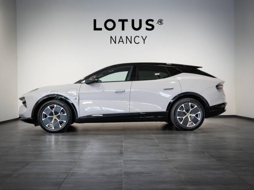 54520 : Hyundai Nancy - Théobald Automobiles - LOTUS Eletre - Eletre - Gris - Transmission intégrale - Electrique