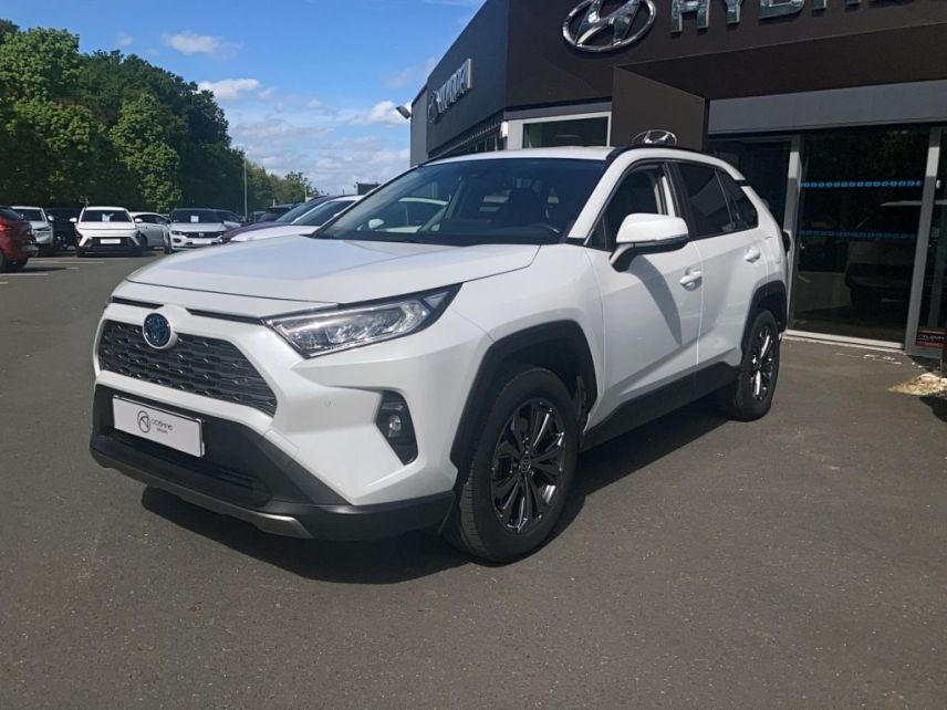 75010 : Hyundai Paris Nord - Goncourt Automobiles - TOYOTA RAV4 HYBRIDE MY22 Lounge - RAV4 V - Blanc - Automate à fonct. Continu - Essence / Courant électrique