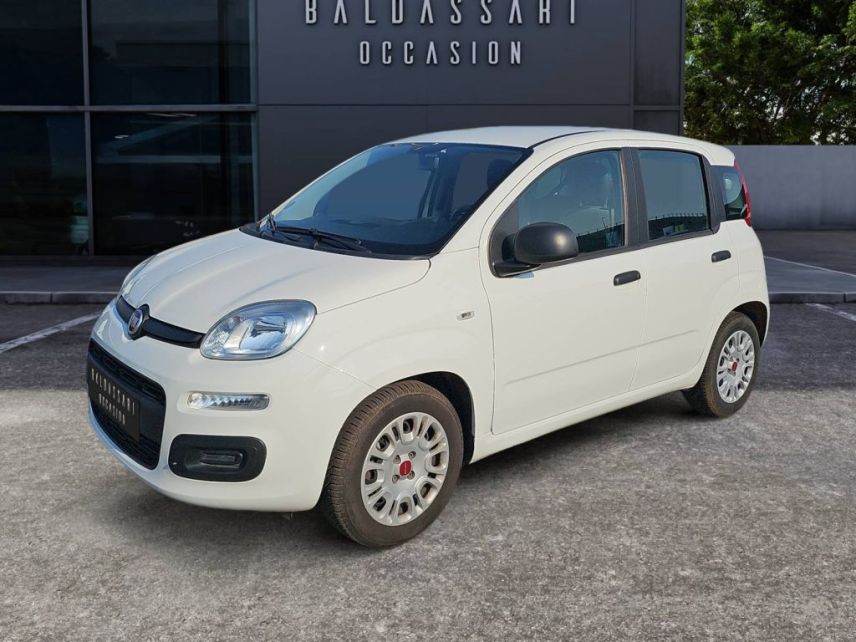 75010 : Hyundai Paris Nord - Goncourt Automobiles - FIAT PANDA MY21 City - PANDA III - Blanc - Boîte manuelle - Essence sans plomb