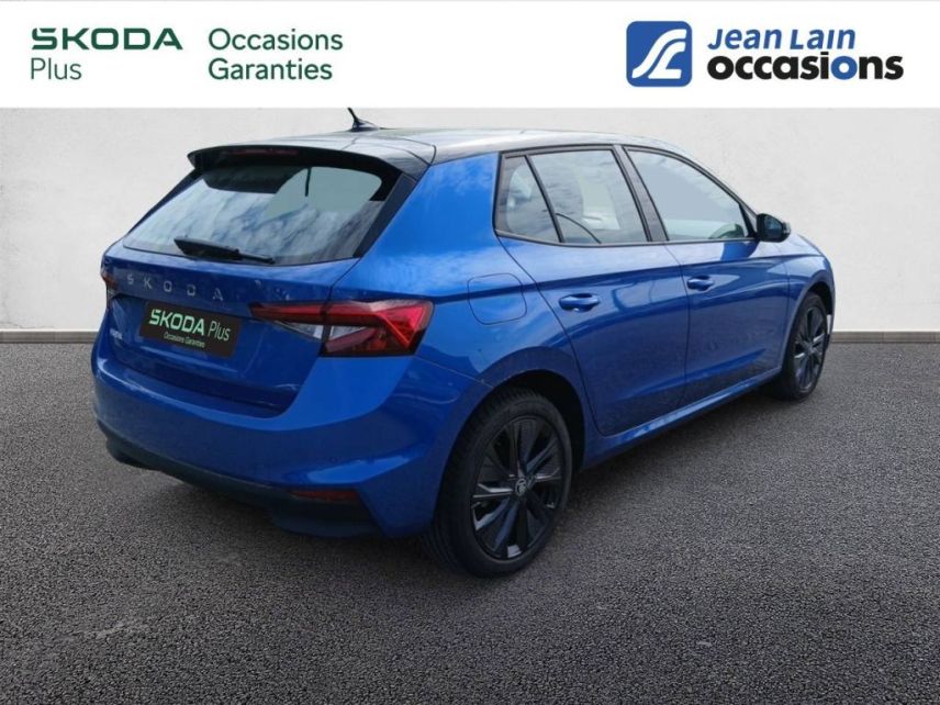 75010 : Hyundai Paris Nord - Goncourt Automobiles - SKODA FABIA Selection - FABIA IV - BLEU RACING / TOIT NOIR - Automate sequentiel - Essence sans plomb