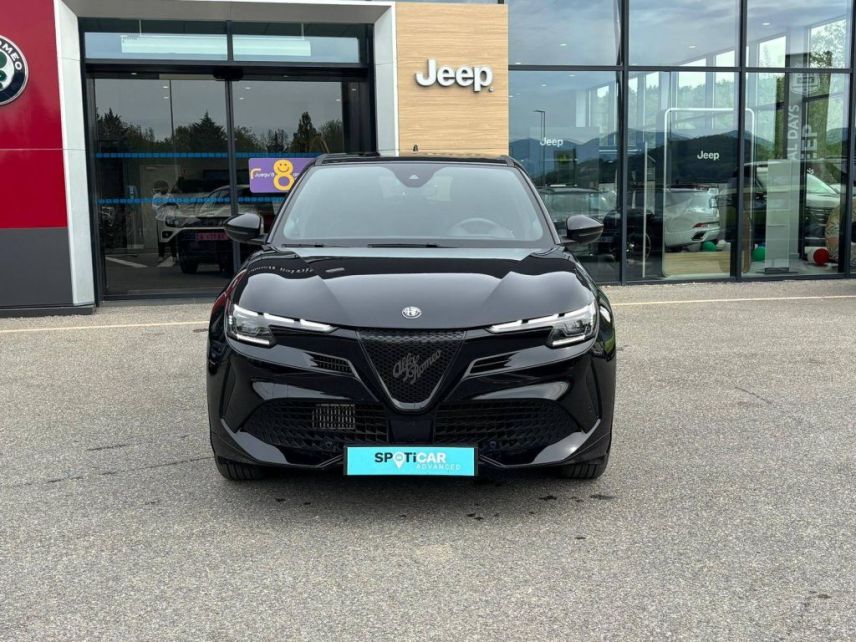 75010 : Hyundai Paris Nord - Goncourt Automobiles - ALFA ROMEO JUNIOR Premium - JUNIOR - Noir - Automate sequentiel - Essence sans plomb