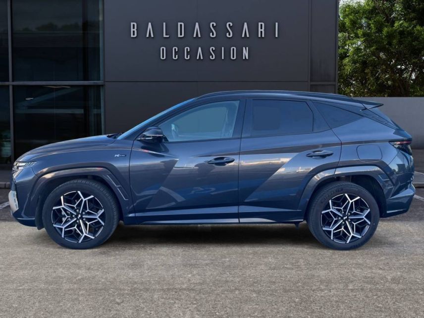 75010 : Hyundai Paris Nord - Goncourt Automobiles - HYUNDAI TUCSON N Line Executive - TUCSON IV - Blanc - Boîte automatique - Essence / Courant électrique