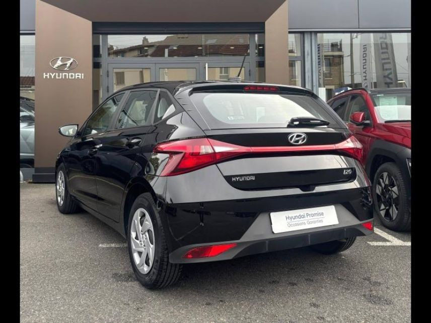 95100 : Hyundai Argenteuil - BNA - HYUNDAI i20 - i20 - Phantom Black Métal - Traction - Essence