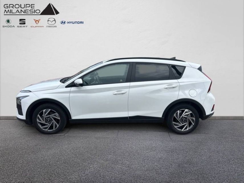 75010 : Hyundai Paris Nord - Goncourt Automobiles - HYUNDAI BAYON Intuitive - BAYON (05/2024) - ATLAS WHITE - Automate sequentiel - Essence sans plomb