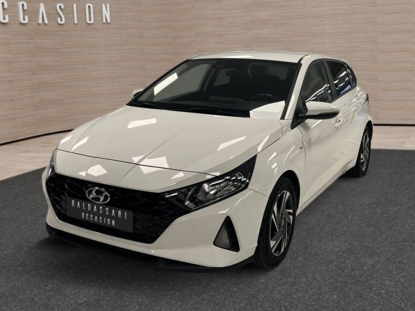 75010 : Hyundai Paris Nord - Goncourt Automobiles - HYUNDAI i20 Intuitive - i20 III - Blanc - Boîte manuelle - Essence sans plomb