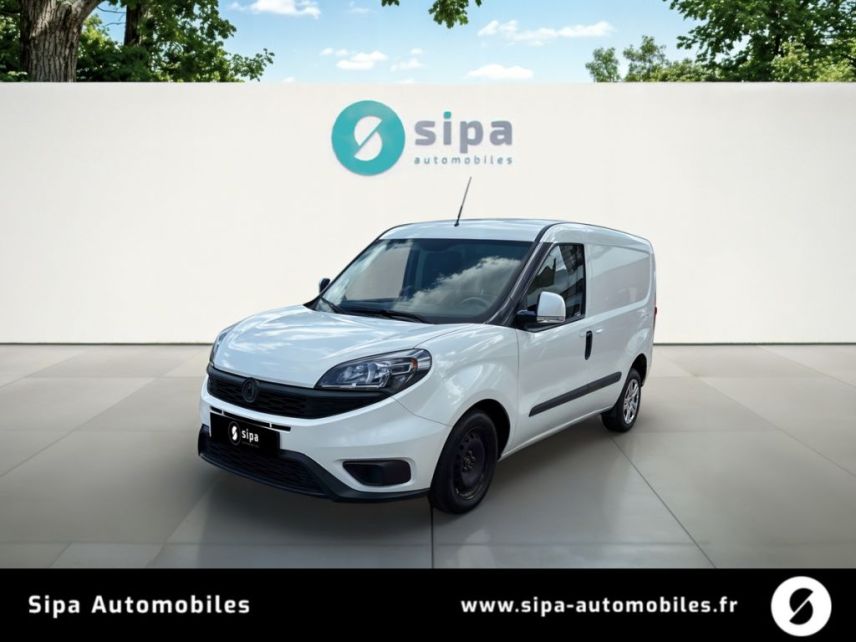 33110 : Hyundai - Sipa Automobiles - Bordeaux Nord - Le Bouscat - FIAT DOBLO CARGO BUSINESS - DOBLO II - BLANC - Boîte manuelle - Diesel