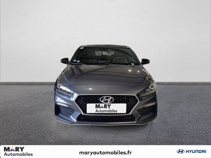 75010 : Hyundai Paris Nord - Goncourt Automobiles - HYUNDAI i30 FASTBACK N Line - i30 III - Noir - Boîte manuelle - Essence sans plomb
