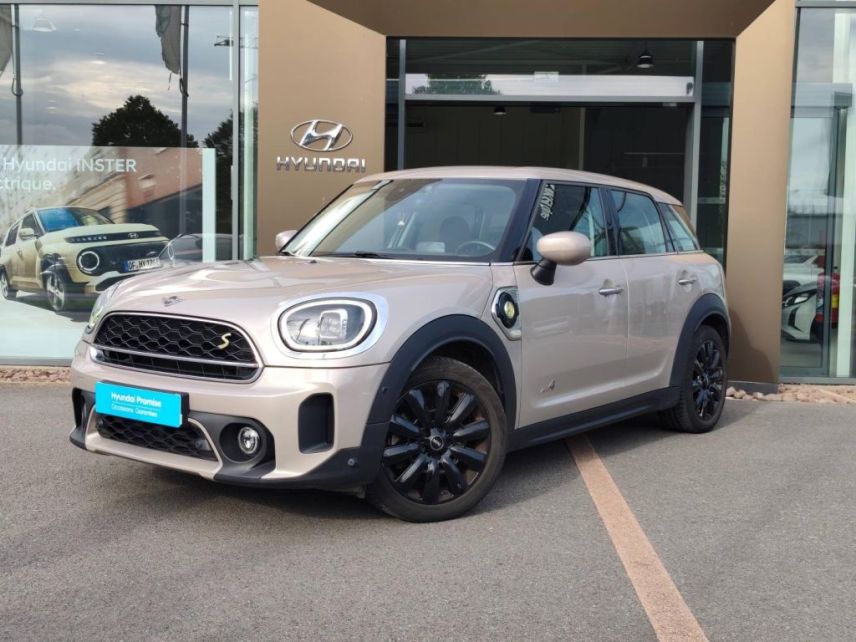 92250 : Hyundai Motor Company - MINI Countryman - Countryman - Melting Silver III - Transmission intégrale - Hybride rechargeable : Essence/Electrique