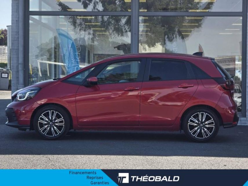57200 : Hyundai Sarreguemines - Theobald Automobiles - HONDA Jazz - Jazz - Rouge Cristallin Premium métallisé - Traction - Hybride : Essence/Electrique