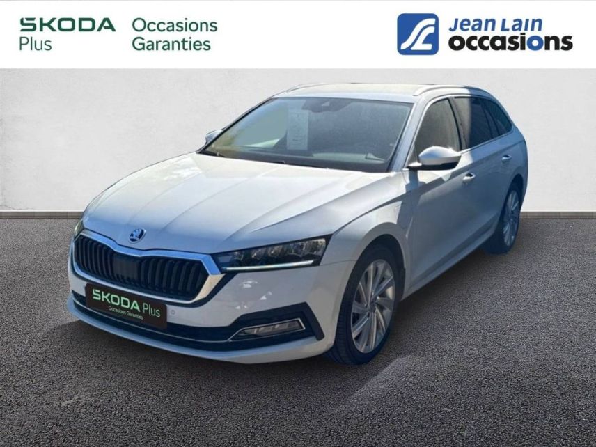 75010 : Hyundai Paris Nord - Goncourt Automobiles - SKODA OCTAVIA COMBI Style - OCTAVIA IV - BLANC LUNE - Automate sequentiel - Essence / Courant électrique