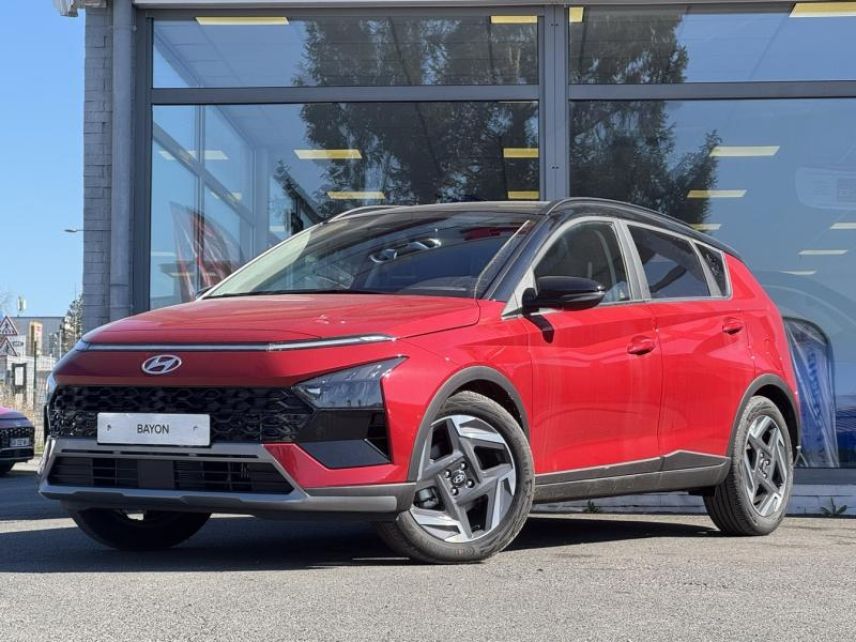 57200 : Hyundai Sarreguemines - Theobald Automobiles - HYUNDAI Bayon - Bayon - Dragon Red Métal/Toit+rétros Black - Traction - Essence