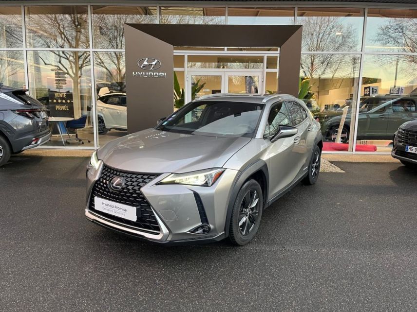 75010 : Hyundai Paris Nord - Goncourt Automobiles - LEXUS UX Luxe - UX - Gris - Automate à fonct. Continu - Essence / Courant électrique