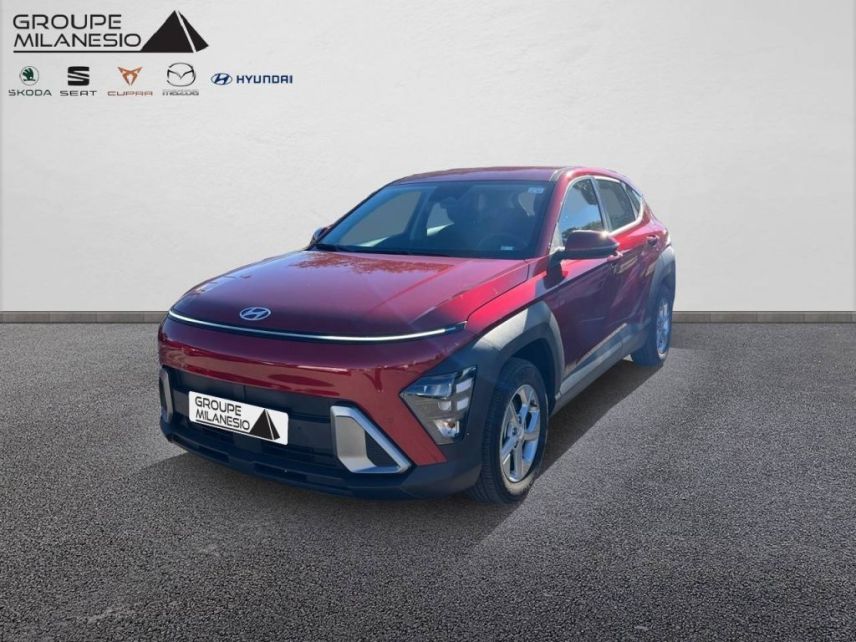 75010 : Hyundai Paris Nord - Goncourt Automobiles - HYUNDAI KONA Intuitive - KONA (02/2023) - ULTIMATE RED - Automate sequentiel - Essence / Courant électrique