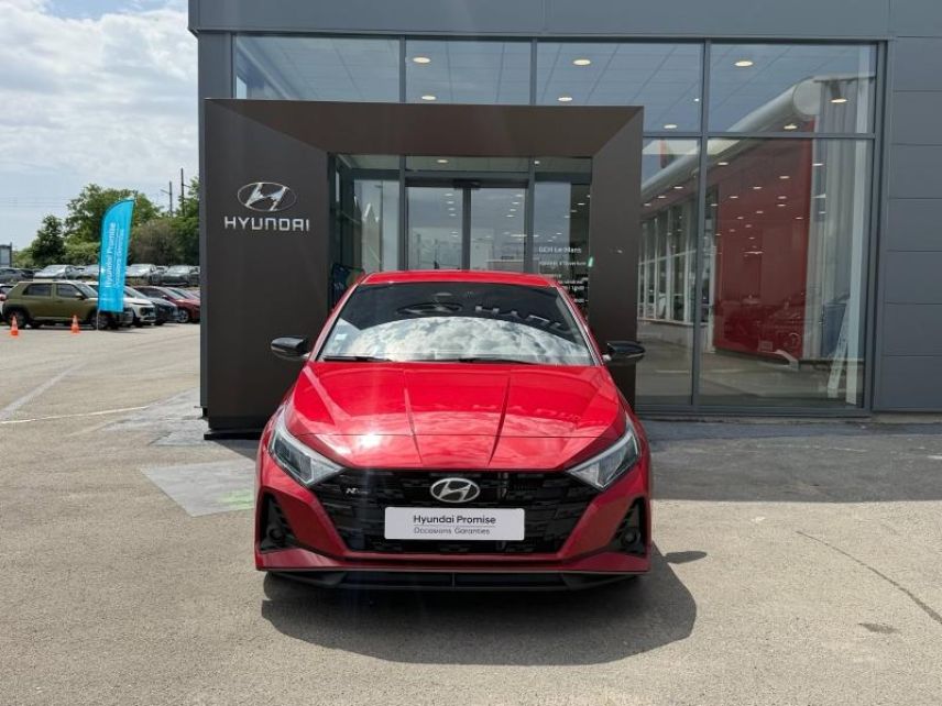72100 : Hyundai Le Mans - GCH LE MANS - HYUNDAI i20 - i20 - Dragon Red Métal/Toit/rétro Black - Traction - Essence/Micro-Hybride