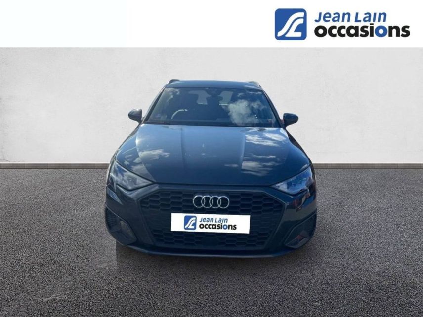 75010 : Hyundai Paris Nord - Goncourt Automobiles - AUDI A3 SPORTBACK Design - A3/S3/RS3 IV - GRIS MANHATTAN - Automate sequentiel - Essence sans plomb