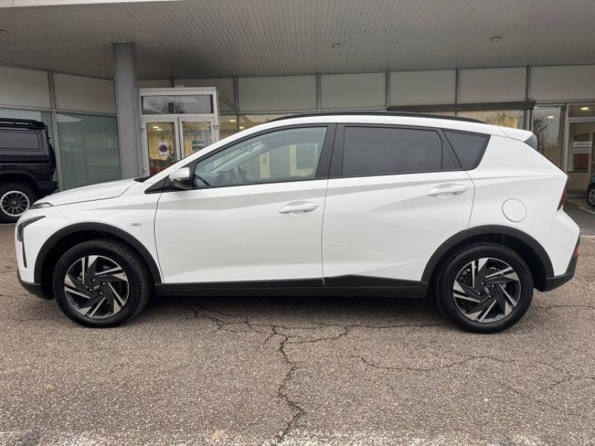 54520 : Hyundai Nancy - Théobald Automobiles - HYUNDAI Bayon - Bayon - Atlas White - Traction - Essence/Micro-Hybride