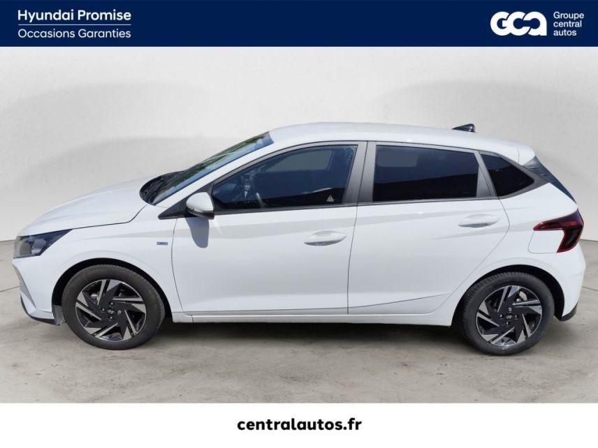 38300 : Hyundai Bourgoin-Jallieu - CENTRAL MOTOR LYON - HYUNDAI i20 Intuitive - i20 III - Blanc - Automate sequentiel - Essence sans plomb