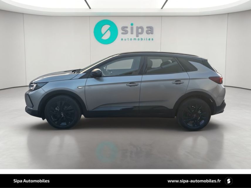 75010 : Hyundai Paris Nord - Goncourt Automobiles - OPEL GRANDLAND GS Line - GRANDLAND (07/2021-10/2024) - Gris - Boîte manuelle - Essence sans plomb