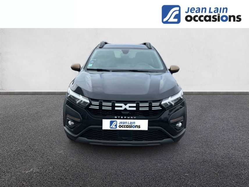 75010 : Hyundai Paris Nord - Goncourt Automobiles - DACIA SANDERO Stepway Extreme + - SANDERO III - NOIR - Boîte manuelle - Essence ou gaz