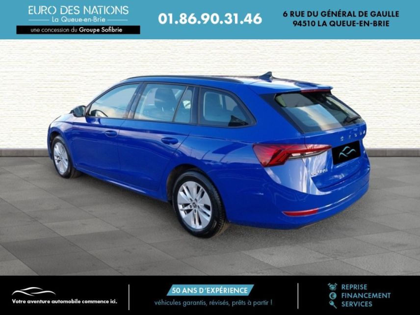 75010 : Hyundai Paris Nord - Goncourt Automobiles - SKODA OCTAVIA COMBI Business - OCTAVIA IV - BLEU ENERGIE - Automate sequentiel - Essence sans plomb