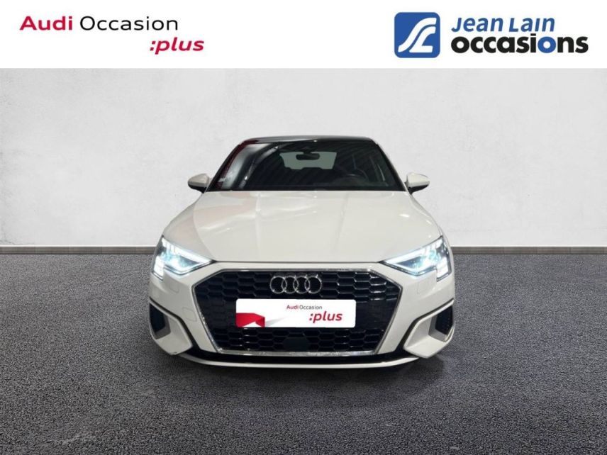 75010 : Hyundai Paris Nord - Goncourt Automobiles - AUDI A3 SPORTBACK Design Luxe - A3/S3/RS3 IV - BLANC IBIS - Automate sequentiel - Essence sans plomb