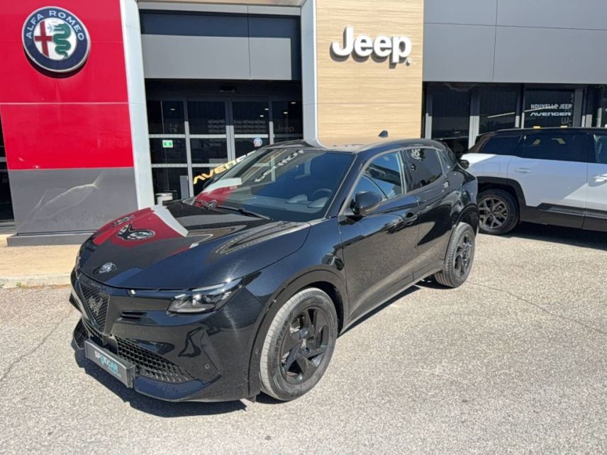 75010 : Hyundai Paris Nord - Goncourt Automobiles - ALFA ROMEO JUNIOR  - JUNIOR - Noir - Automate sequentiel - Essence sans plomb