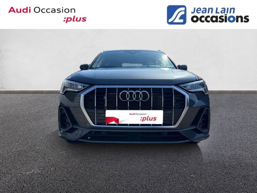 75010 : Hyundai Paris Nord - Goncourt Automobiles - AUDI Q3 S line - Q3 II - GRIS DAYTONA - Boîte manuelle - Essence sans plomb