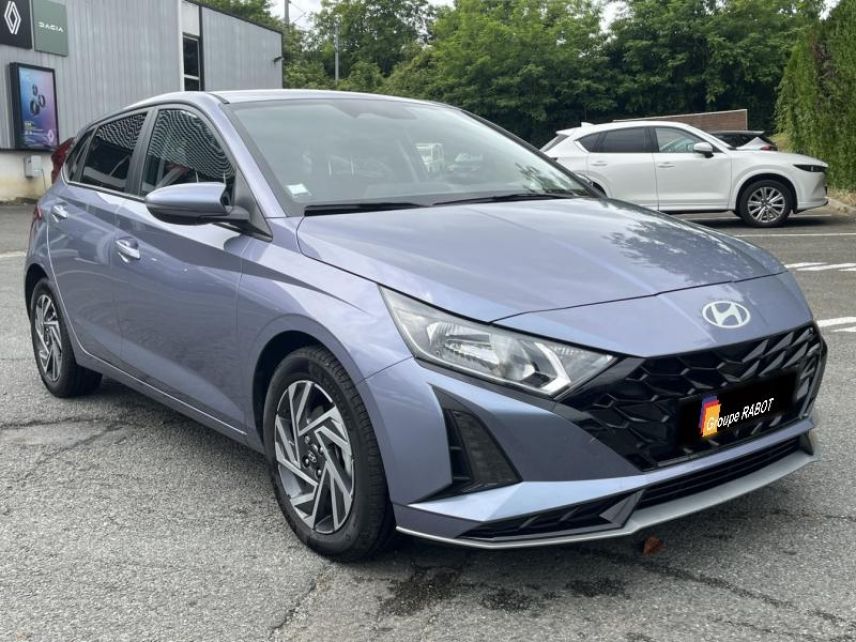 78180 : Hyundai Montigny-le-Bretonneux - Courtois Automobiles - HYUNDAI i20 - i20 - Meta Blue Métal - Traction - Essence
