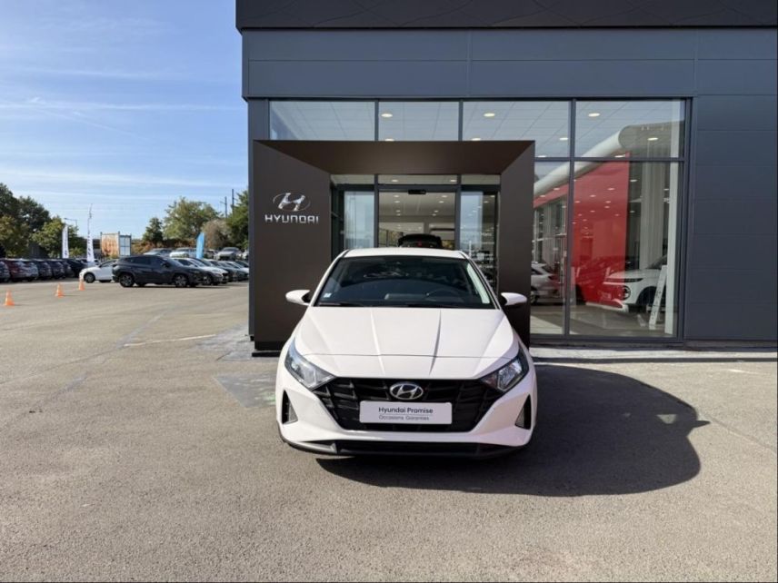 72100 : Hyundai Le Mans - GCH LE MANS - HYUNDAI i20 - i20 - Polar White - Traction - Essence