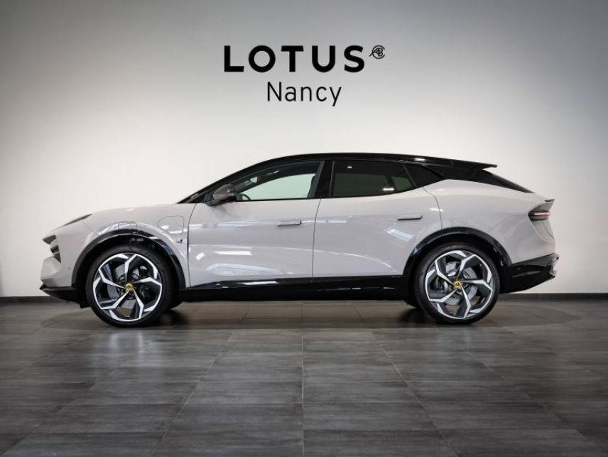 54520 : Hyundai Nancy - Théobald Automobiles - LOTUS Eletre - Eletre - Gris - Transmission intégrale - Electrique
