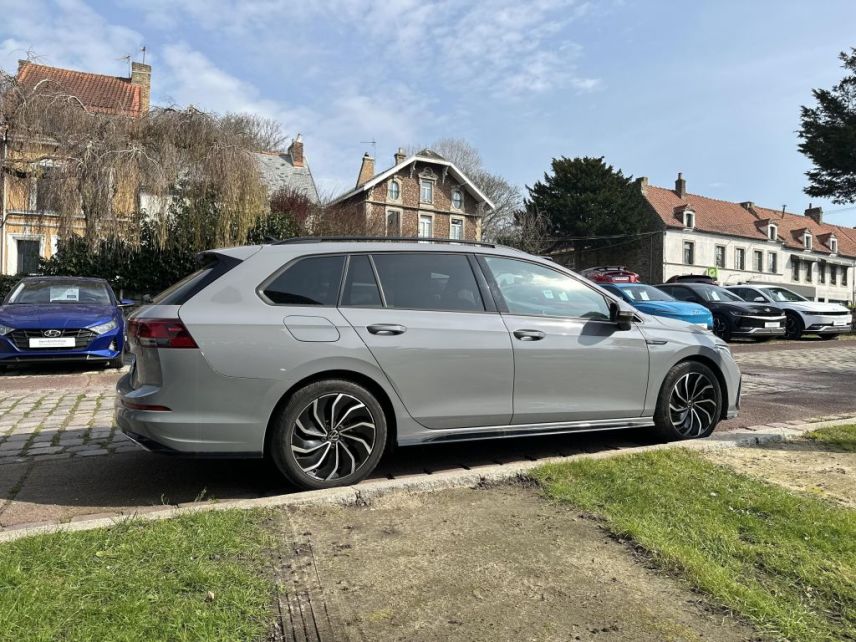 75010 : Hyundai Paris Nord - Goncourt Automobiles - VOLKSWAGEN GOLF SW R-Line - GOLF VIII - Gris - Automate sequentiel - Diesel