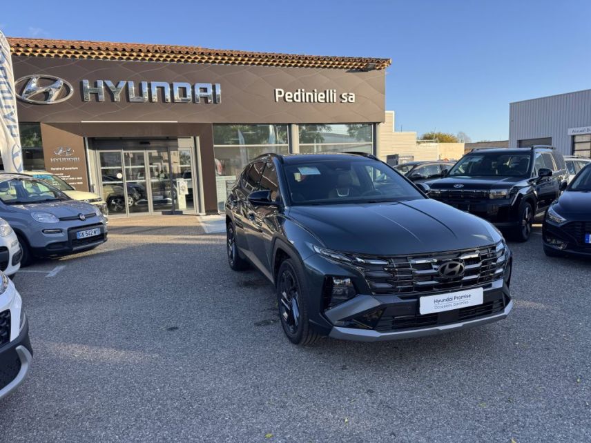 75010 : Hyundai Paris Nord - Goncourt Automobiles - HYUNDAI TUCSON 20ème Anniversaire - TUCSON IV - VERT FONCE - Boîte automatique - Essence / Courant électrique