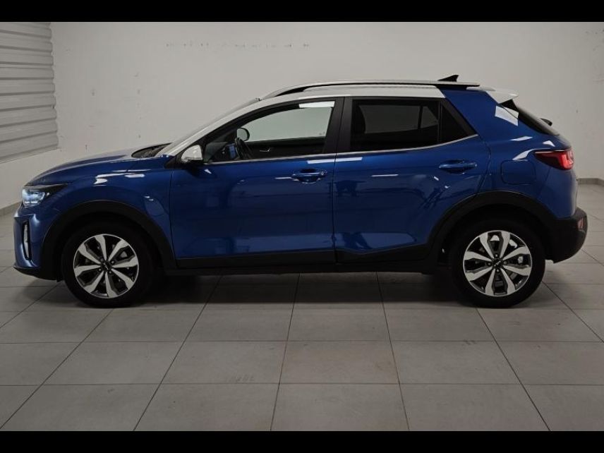 54520 : Hyundai Nancy - Théobald Automobiles - KIA Stonic - Stonic - Bleu Azur métallisé - Traction - Essence