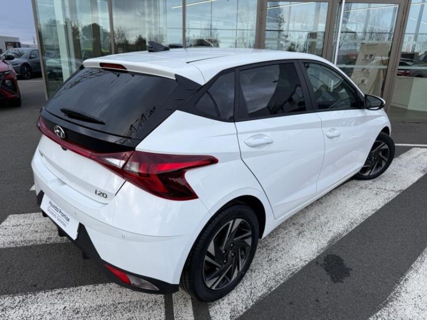 37540 : Hyundai Tours - EOS des Nations - HYUNDAI i20 - i20 - Atlas White - Traction - Essence