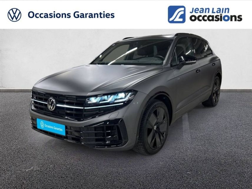 75010 : Hyundai Paris Nord - Goncourt Automobiles - VOLKSWAGEN TOUAREG R - TOUAREG III - GRIS SILICE - Boîte automatique - Essence / Courant électrique