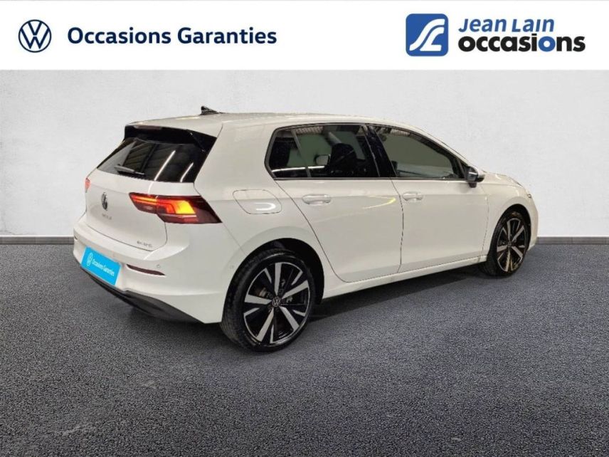 75010 : Hyundai Paris Nord - Goncourt Automobiles - VOLKSWAGEN GOLF VW Edition - GOLF VIII - BLANC ORYX NACRE - Automate sequentiel - Essence / Courant électrique