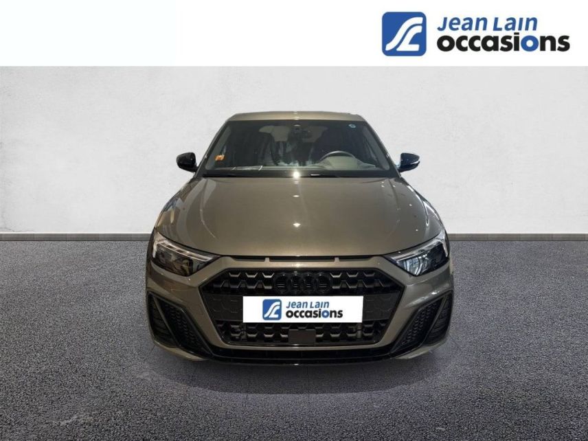 75010 : Hyundai Paris Nord - Goncourt Automobiles - AUDI A1 SPORTBACK S Line Plus - A1 II - GRIS CHRONOS - Automate sequentiel - Essence sans plomb