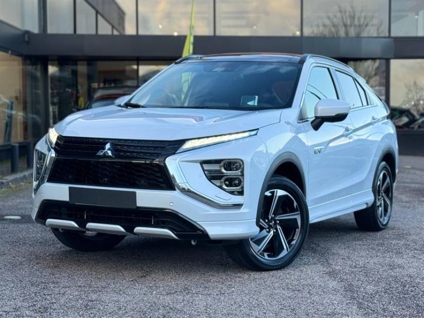54520 : Hyundai Nancy - Théobald Automobiles - MITSUBISHI Eclipse Cross - Eclipse Cross - Diamond White spécial - Transmission intégrale - Hybride rechargeable : Essence/Electrique