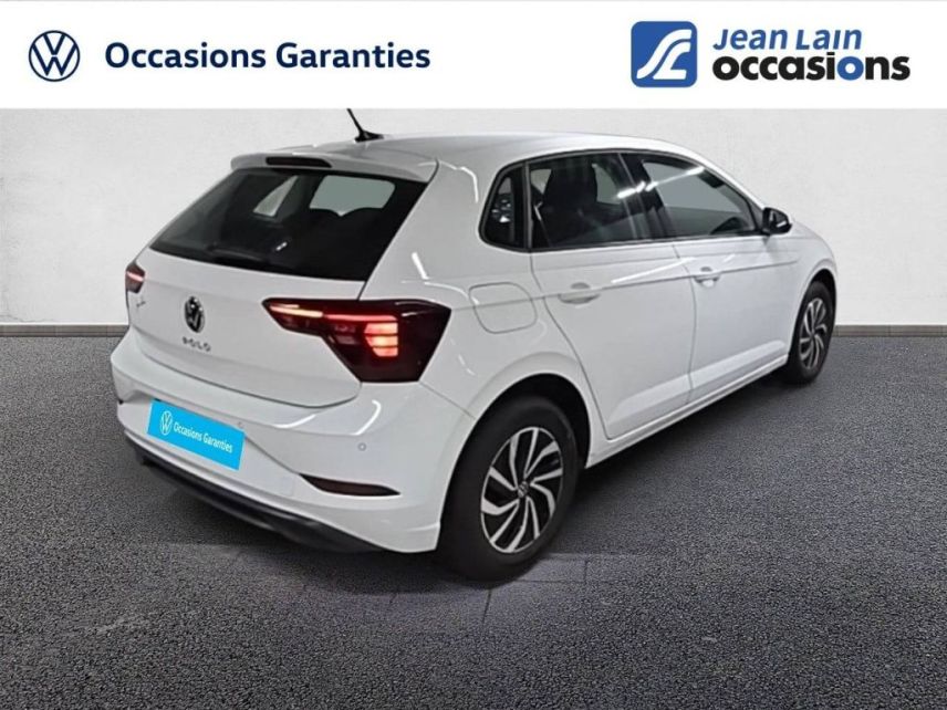 75010 : Hyundai Paris Nord - Goncourt Automobiles - VOLKSWAGEN POLO Life - POLO VI - Blanc - Boîte manuelle - Essence sans plomb