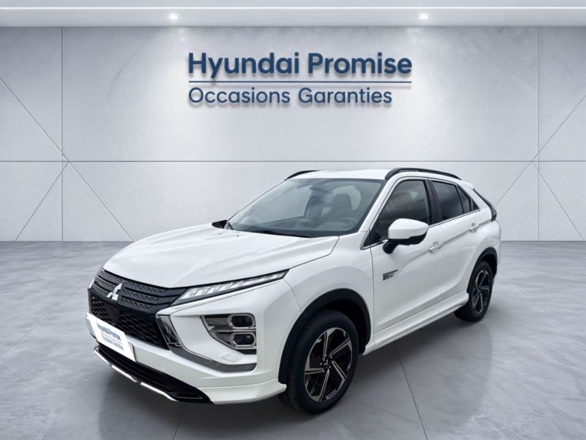 31683 : Hyundai Toulouse Sud Labège - Automobiles Delahaye - MITSUBISHI ECLIPSE CROSS MY21 Intense Design - ECLIPSE CROSS - Blanc - Automate à fonct. Continu - Essence / Courant électrique
