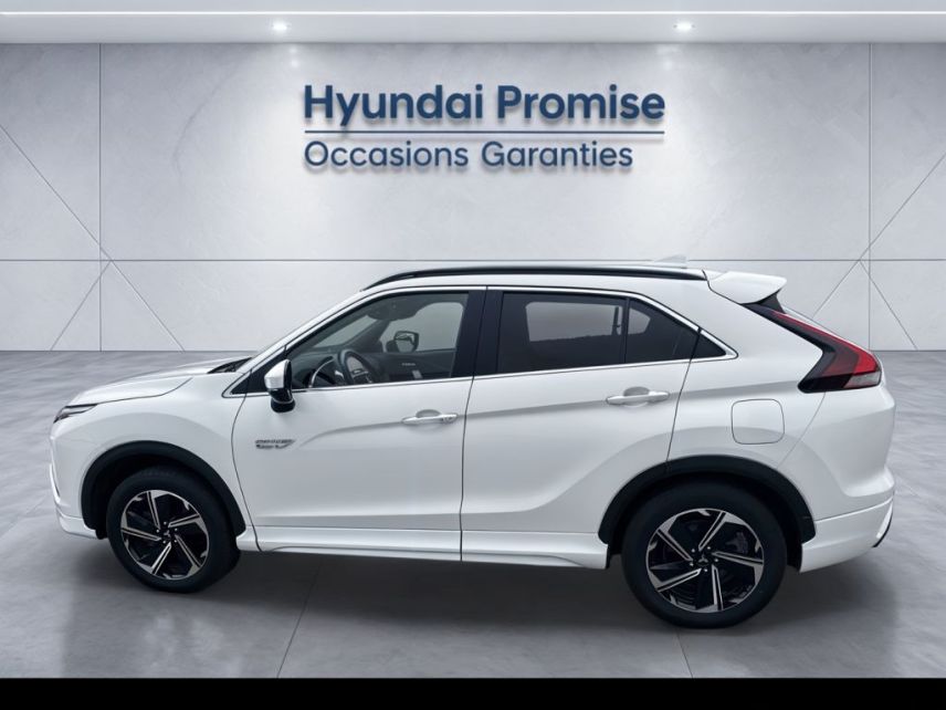 31683 : Hyundai Toulouse Sud Labège - Automobiles Delahaye - MITSUBISHI ECLIPSE CROSS MY21 Intense Design - ECLIPSE CROSS - Blanc - Automate à fonct. Continu - Essence / Courant électrique
