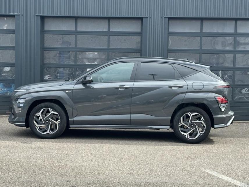 54520 : Hyundai Nancy - Théobald Automobiles - HYUNDAI Kona - Kona - Ecotronic Gray prl mtl/Toit/rétros Black - Traction - Hybride : Essence/Electrique