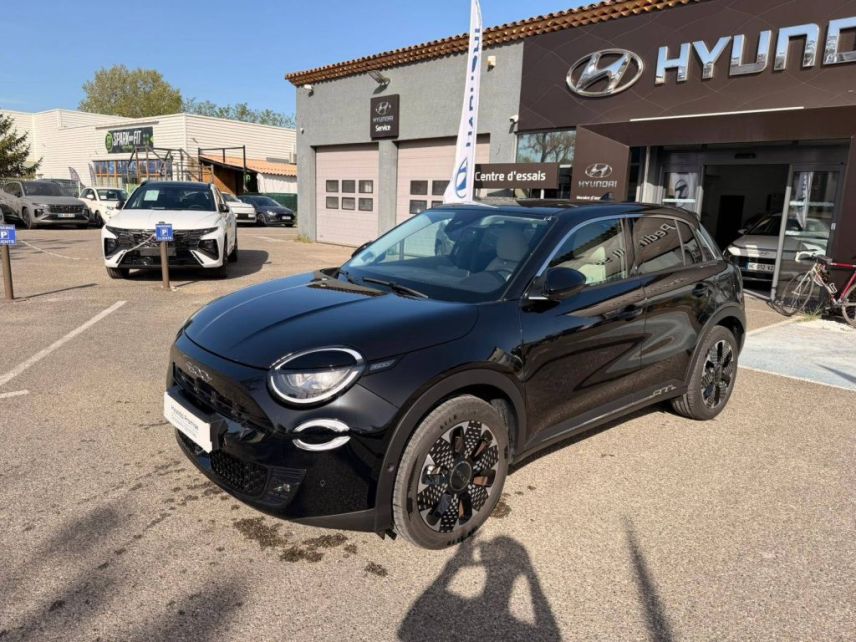 75010 : Hyundai Paris Nord - Goncourt Automobiles - FIAT 600 La Prima - 600 - Noir - Boîte automatique - Essence sans plomb