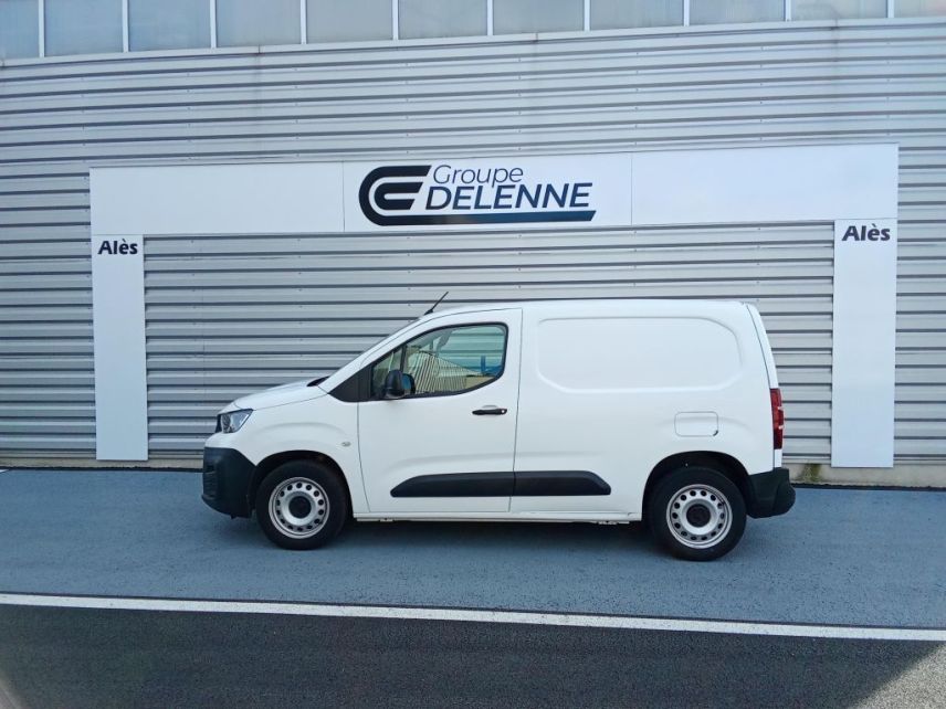 75010 : Hyundai Paris Nord - Goncourt Automobiles - PEUGEOT PARTNER FOURGON PREMIUM - PARTNER III - Blanc - Boîte manuelle - Diesel