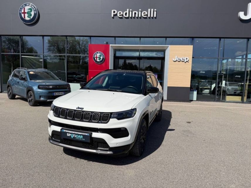 75010 : Hyundai Paris Nord - Goncourt Automobiles - JEEP COMPASS S - COMPASS II - Blanc - Boîte automatique - Essence / Courant électrique