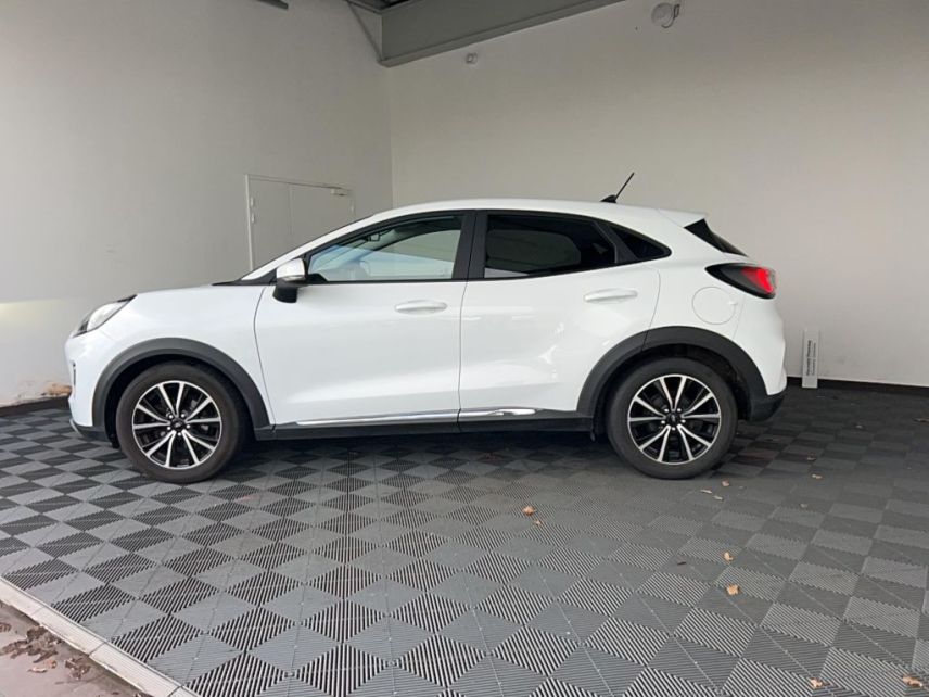 75010 : Hyundai Paris Nord - Goncourt Automobiles - FORD PUMA Titanium - PUMA II - Blanc - Boîte manuelle - Essence sans plomb