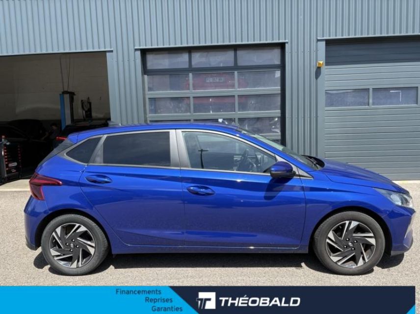54520 : Hyundai Nancy - Théobald Automobiles - HYUNDAI i20 - i20 - Intense Blue Métal - Traction - Essence
