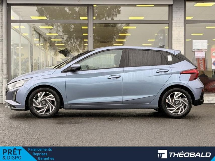 57200 : Hyundai Sarreguemines - Theobald Automobiles - HYUNDAI i20 - i20 - Meta Blue Métal - Traction - Essence